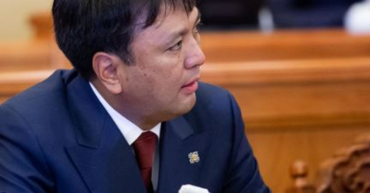 Т.Доржханд: Гарын үсэг зурсан хүн нь Б.Ганхуяг биз дээ, тэр ирэхгүй бол ...