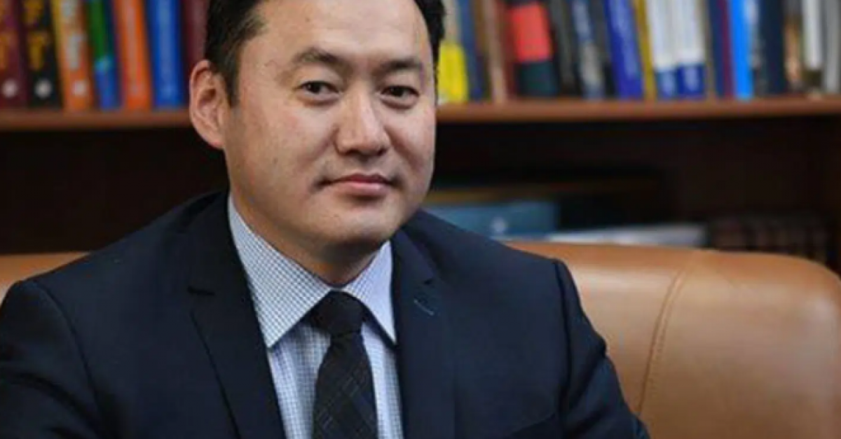 Д.Пүрэвдаваа: Энэ хууль батлагдвал нэлээд олон гишүүн Ерөнхийлөгч болон намаас хараат болно