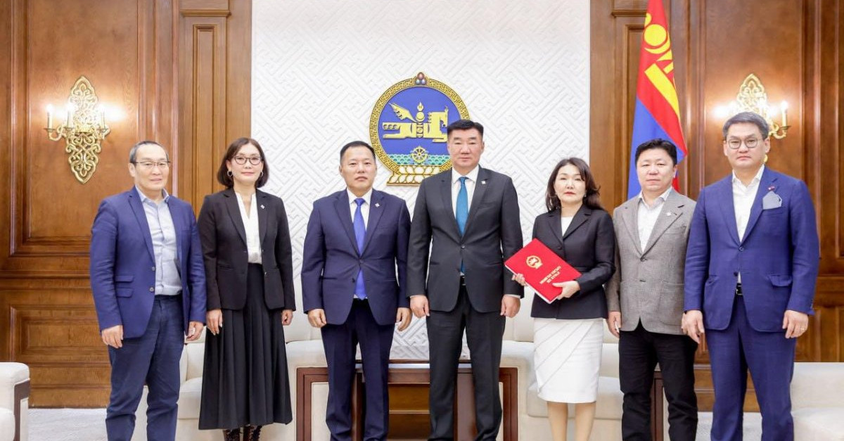 Төрийн нууцын тухай хуулийн төслийг өргөн мэдүүллээ