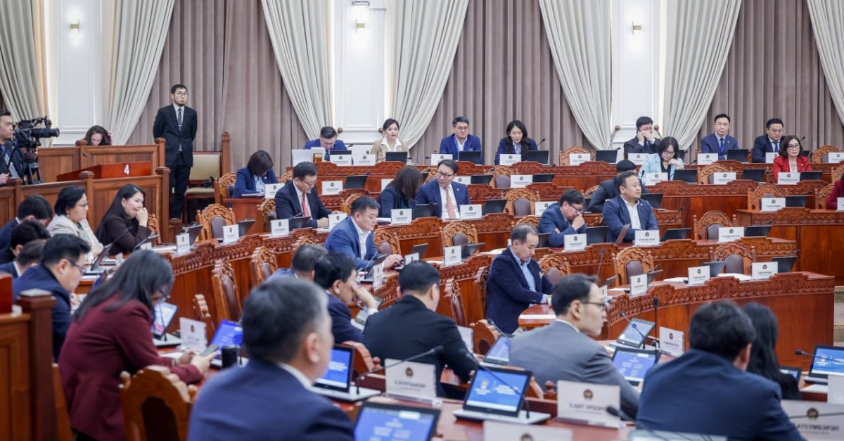 Ирэх 7 хоногт чуулганаар хэлэлцэх асуудлуудтай танилц