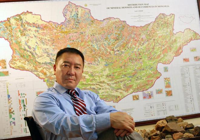 "Монгол Газар" компанийн эзэн Ц.Мянганбаярыг яллагдагчаар татжээ
