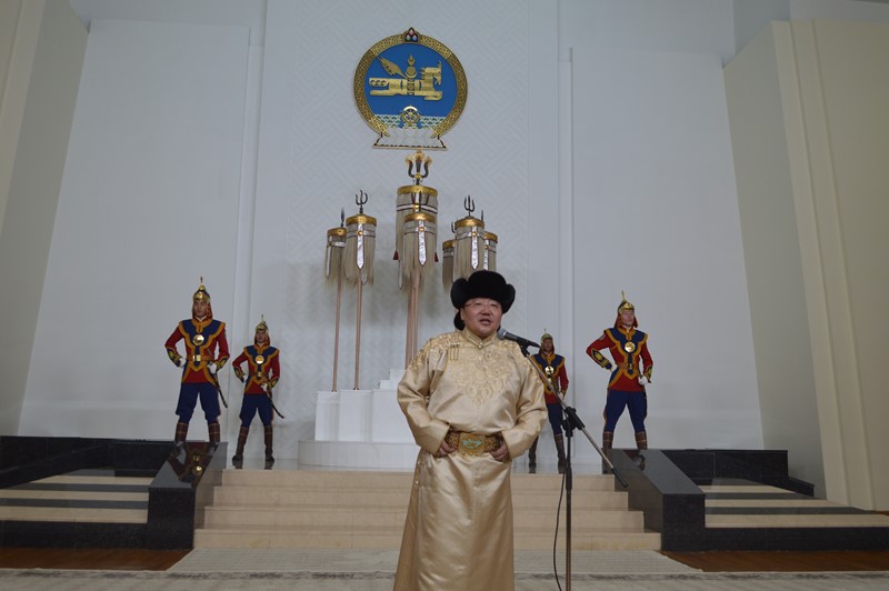 Монгол Улсын Ерөнхийлөгч Ц.Элбэгдорж: Гал тахиа жил Монгол түмэнд маань ээл ивээлээ улам их өгөх болтугай