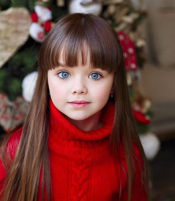 Дэлхийн хамгийн хөөрхөн охиноор  Анастасия Князева тодорлоо  
