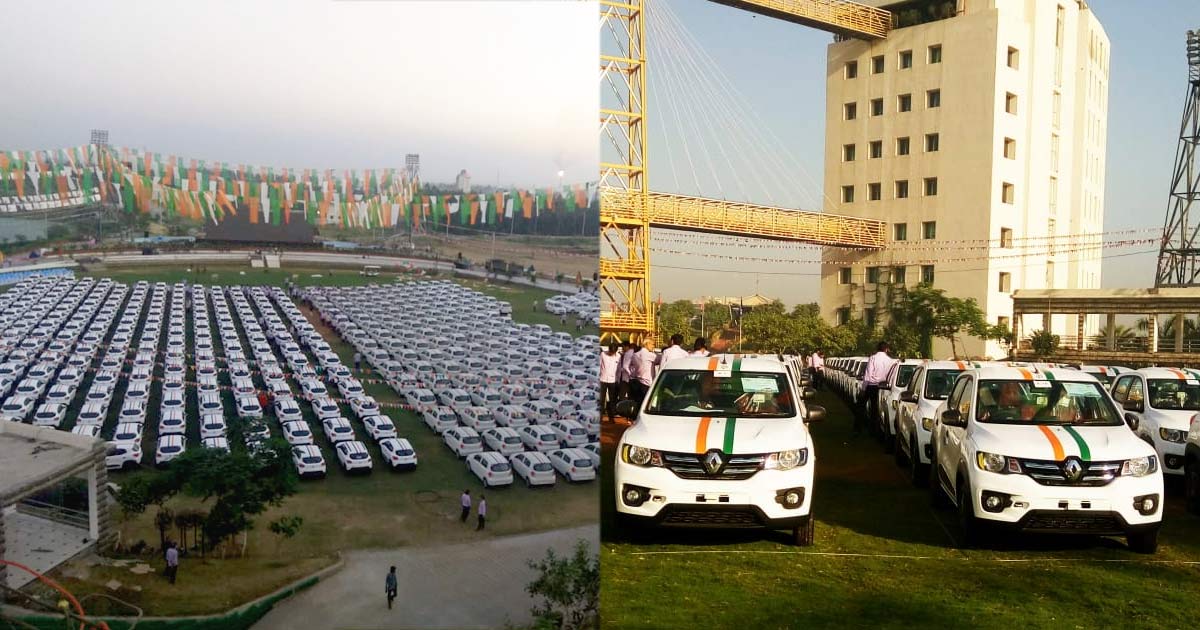 Энэтхэг бизнесмен 600 ажилчиддаа авто машин бэлэглэжээ 