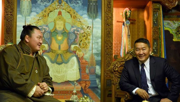 Хакухо М.Даваажаргалыг Монгол Улсын харьяатаас гаргахыг зөвшөөрсөн зарлиг гаргажээ
