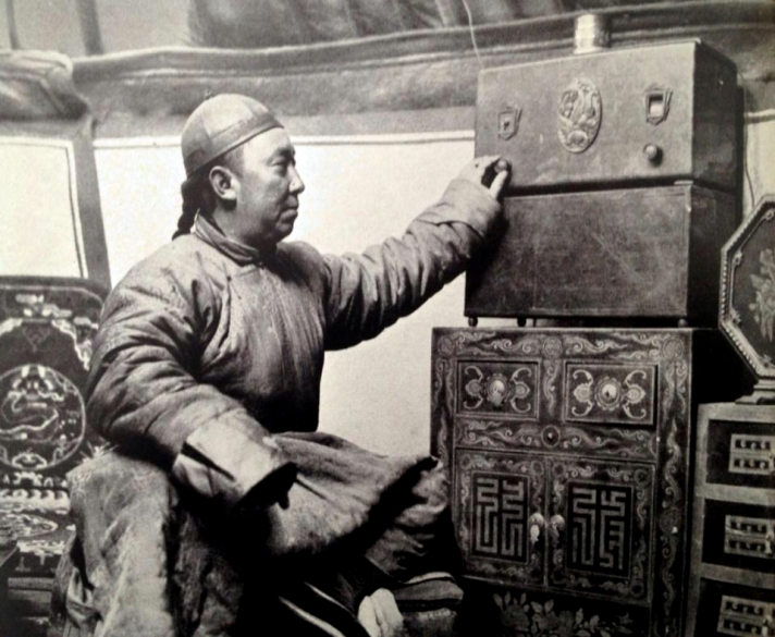  Дэ вангийн дэло буюу Монгол, Монголоо егүүтгэсэн нь