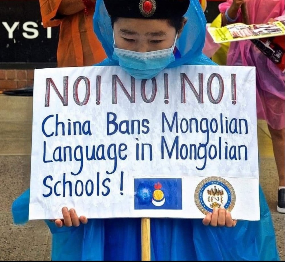 Өмнөд монголчуудыг кирилл бичигт шилжүүлье