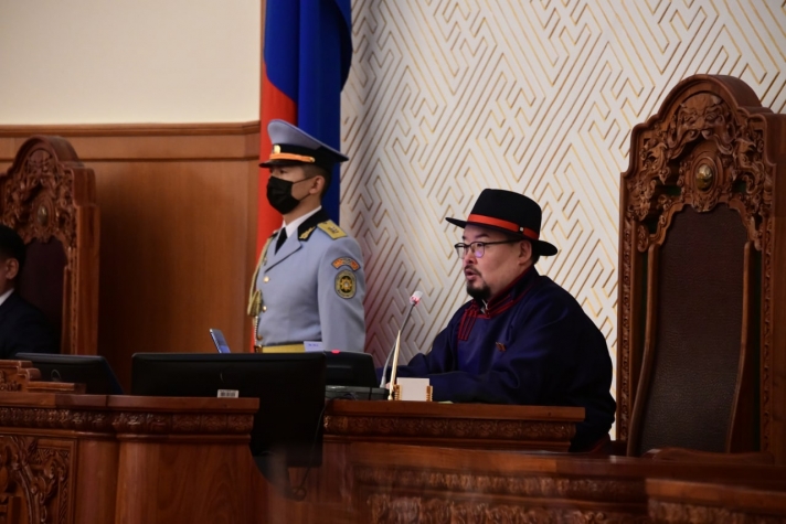 Г.Занданшатар: Монгол Улсын иргэн бүр Үндсэн хуулиа дээдлэхийг уриалж байна