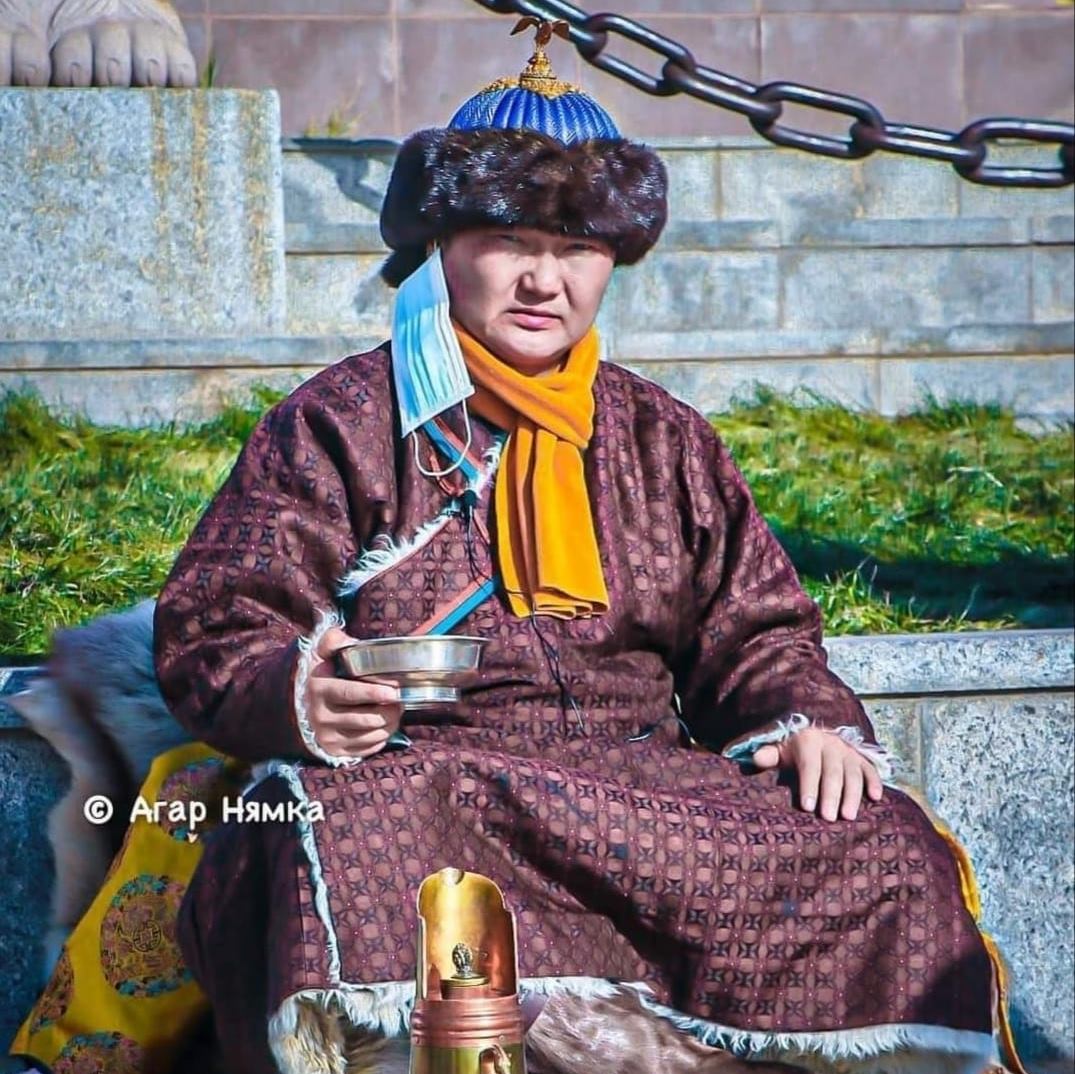 Ая дуугаараа Монгол сэрэхүйг хөглөж, сэтгэл зүрхээрээ Монгол соёлоо хамгаалагч