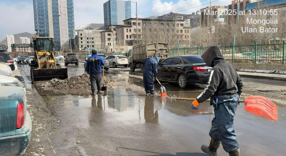 Хан-Уул дүүргийн нэгдсэн эмнэлгийн ойролцоо бохирын шугам бөглөрч, хальжээ