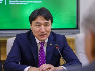 Эрдэс баялгийн сайд Г.Дамдиннямын эхний мессэж ба “эртний” байр суурь