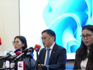 Ж.Чинбүрэн: СЭМҮТ-ийн удирдлагууд иргэдийн төлсөн ор хоногийн төлбөрөөс 478 сая төгрөгийг эмнэлэгийн данснаас гарган авсан