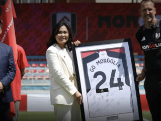 Английн "Фүлхэм" багт өгөх 2 тэрбум төгрөгөө Ч.Номин хувиасаа төлчихвөл яасан юм бэ?