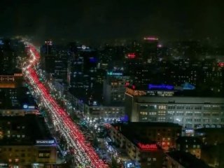 Өчигдрийн түгжрэл зам тээврийн 12 осол гарснаас үүдэлтэй гэв