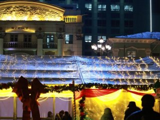 Төв талбайд &ldquo;Крисмасс маркет&rdquo; ажиллаж эхэллээ