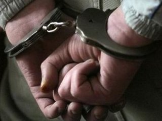 Сэрэмжлүүлэг: Чулуун хөөрөг, эмээлийн мөнгөн тоноглол, мөнгөн аягануудыг нь хулгайлжээ