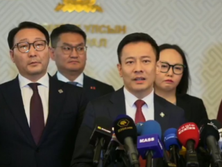 О.Батнайрамдал: Оюутолгой бол ард түмний өмч, анх амласан 53 хувийн өгөөжөө нэхсээр  төсөлд тусгалаа