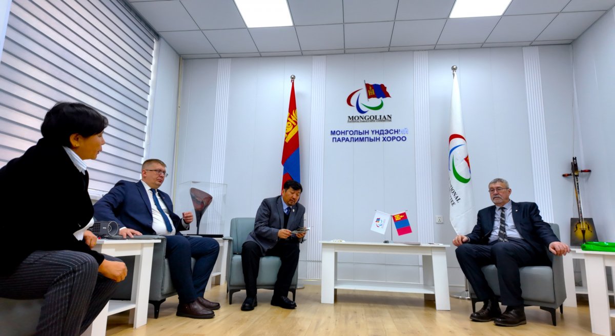 Дасан зохицох спортын чиглэлээр хамтын ажиллагааг гүнзгийрүүлэх асуудлаар уулзалт зохион байгуулагдлаа