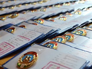 &ldquo;Алдарт эх&rdquo;-ийн I, II одон шинээр авах ээжүүдийн материалыг ирэх сарын 2-ныг хүртэл авна