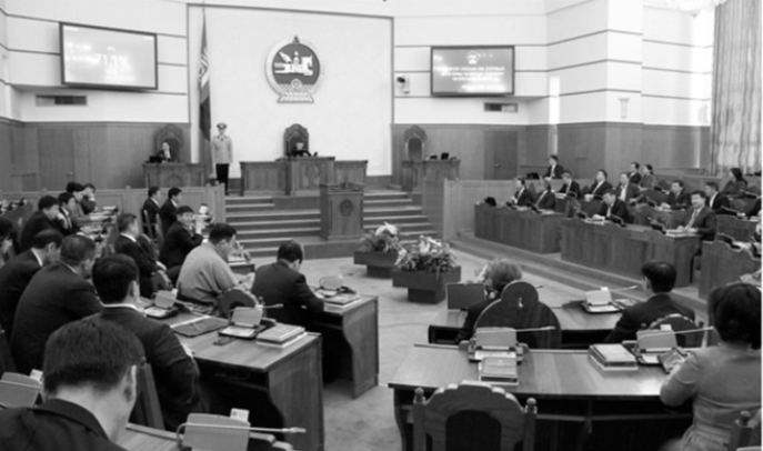 10 жилийн өмнөх хаврын чуулганы нээлт