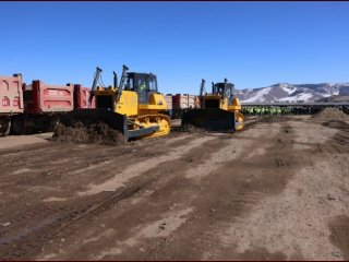 Туулын хурдны зам 18 см зузаан асфальтан үетэй, зургаан эгнээ, гүүрэн байгууламжтай, үерийн далантай цогц хурдны зам болно