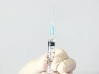 Умайн хүзүүний хорт хавдрын эсрэг вакциныг 11 настай эрэгтэй хүүхдэд ч тарина