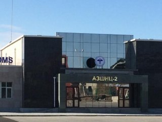 Гаалийн бүрдүүлэлт хийдэг гурван ажилтныг хахууль авсан хэрэгт яллагдагчаар татсан гэв