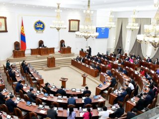 Монгол Улсын Их Хурлын тухай хуульд нэмэлт, өөрчлөлт оруулах тухай хуулийн төслийг анхны хэлэлцүүлэгт шилжүүллээ