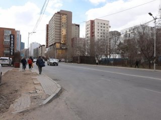 Манлайбаатар Дамдинсүрэнгийн гудамжийг Нарны замтай холбох 520 метр авто зам барина
