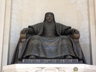 Түүхийнхээ түүхийрлийг арилганаа гэдэг хялбархан ажил огт биш