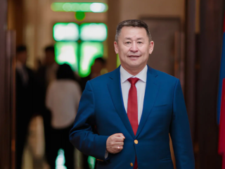 Ш.Адьшаа: Тэтгэврийг доод тал нь хоёр сая төгрөгт хүргэж байж ахмадууд үнийн өсөлт, эдийн засгийн дарамтаас хамгаалагдана