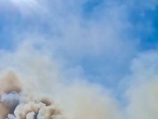 Мянган боодол өвс ачсан том оврын автомашин шатахуун түгээх станцын ойролцоо шатжээ